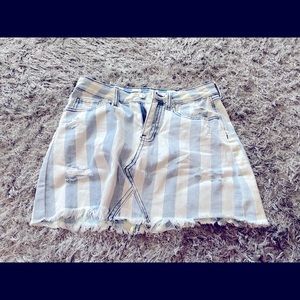 White & light blue striped mini skirt